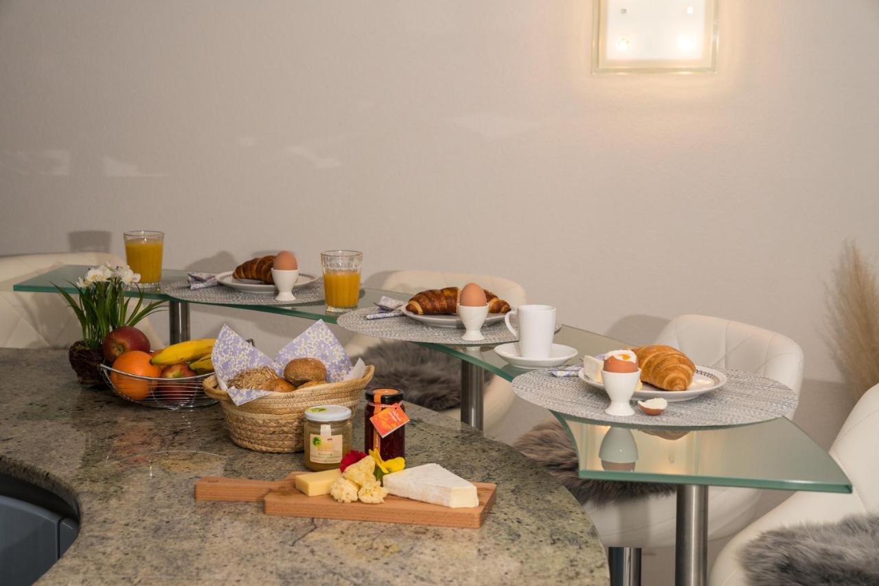 Chalet Spitzhorn - Your Peak Getaway - Private Terrasse & Gratis Parkplatz Gsteig المظهر الخارجي الصورة